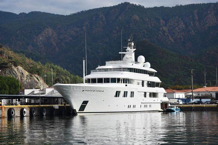 Haftalık kirası 497 bin euro! Marmaris'e yanaştı...  G3