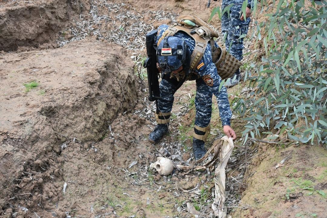 Havice'de toplu mezar şoku! B&ouml;lge ara&ccedil; ge&ccedil;işine kapatıldı
