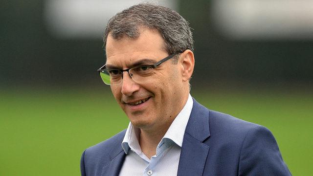 Damien Comolli, Adrien Silva transferini bitirmek için İngiltere'ye gitti