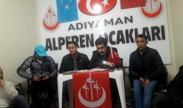 Alperen Ocakları Doğu Türkistan’ın Milli Meclis Üyelerini ağırladı