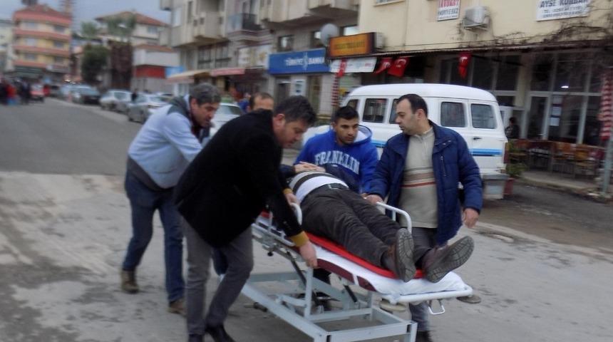 Kazada yaralanan engellileri hastaneye yetiştirmek i&ccedil;in seferber oldular