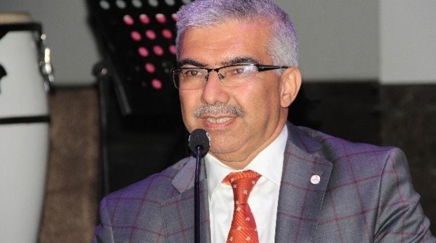 T&uuml;rk Kızılay&rsquo;ından Adana&rsquo;dan Yemen&rsquo;e g&ouml;n&uuml;l k&ouml;pr&uuml;s&uuml;