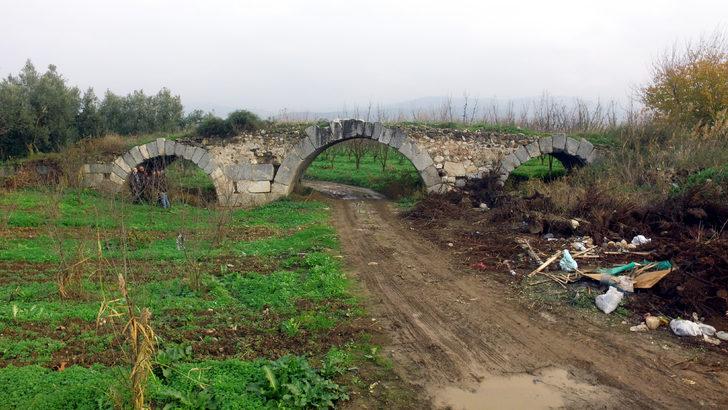 Tam 2 bin 500 yıllık! Orası da definecilerin hedefi oldu G3