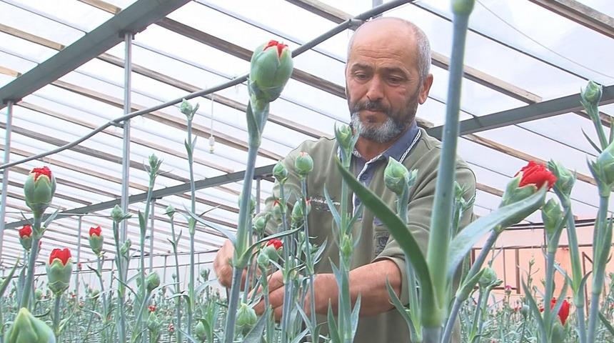  Günlük 200 liraya çalışacak işçi bulamıyorlar 