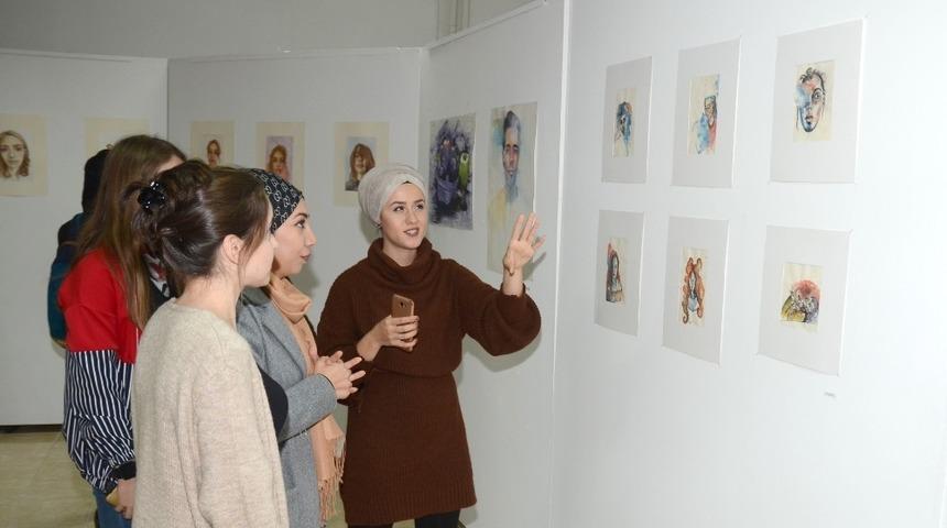 G&uuml;zel Sanatlar Fak&uuml;ltesi&rsquo;nden karma suluboya sergisi