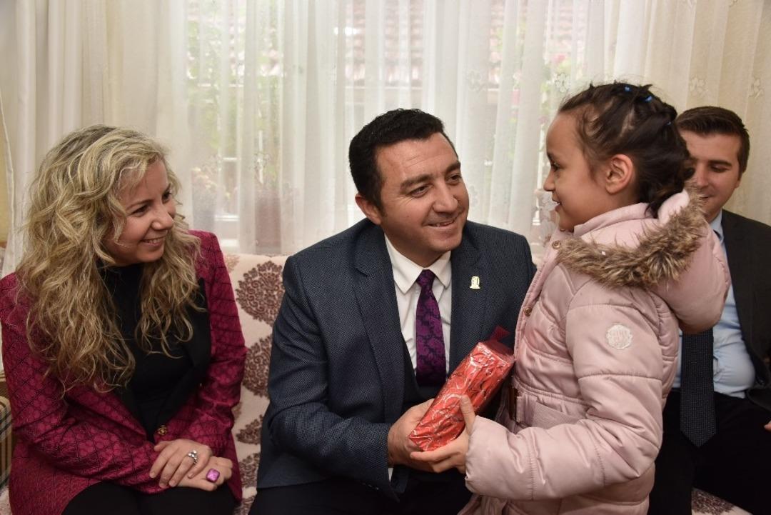 Başkan Bakıcı ev ziyaretleri ile hayır duaları alıyor