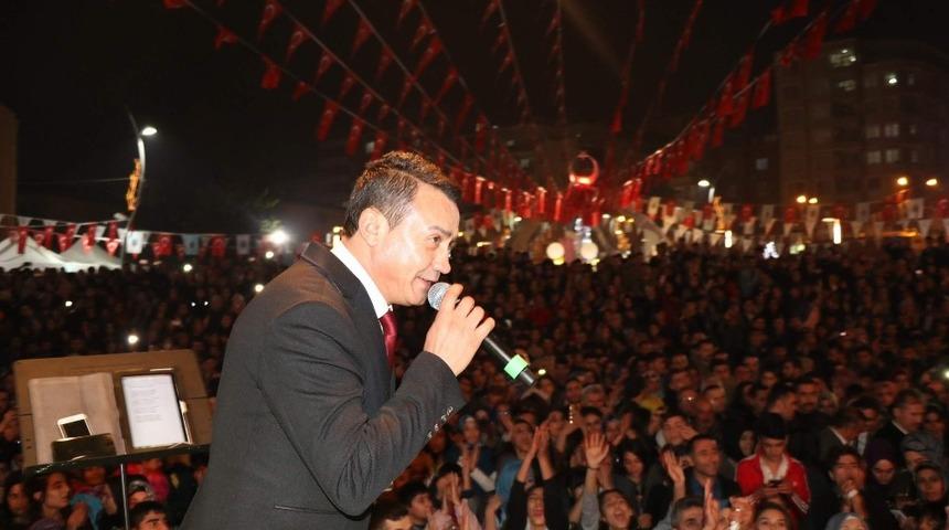 Trabzonlu sanat&ccedil;ı Siirtspor i&ccedil;in marş besteledi