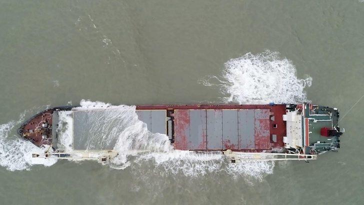 Şile'de karaya oturan gemi havadan görüntülendi G3