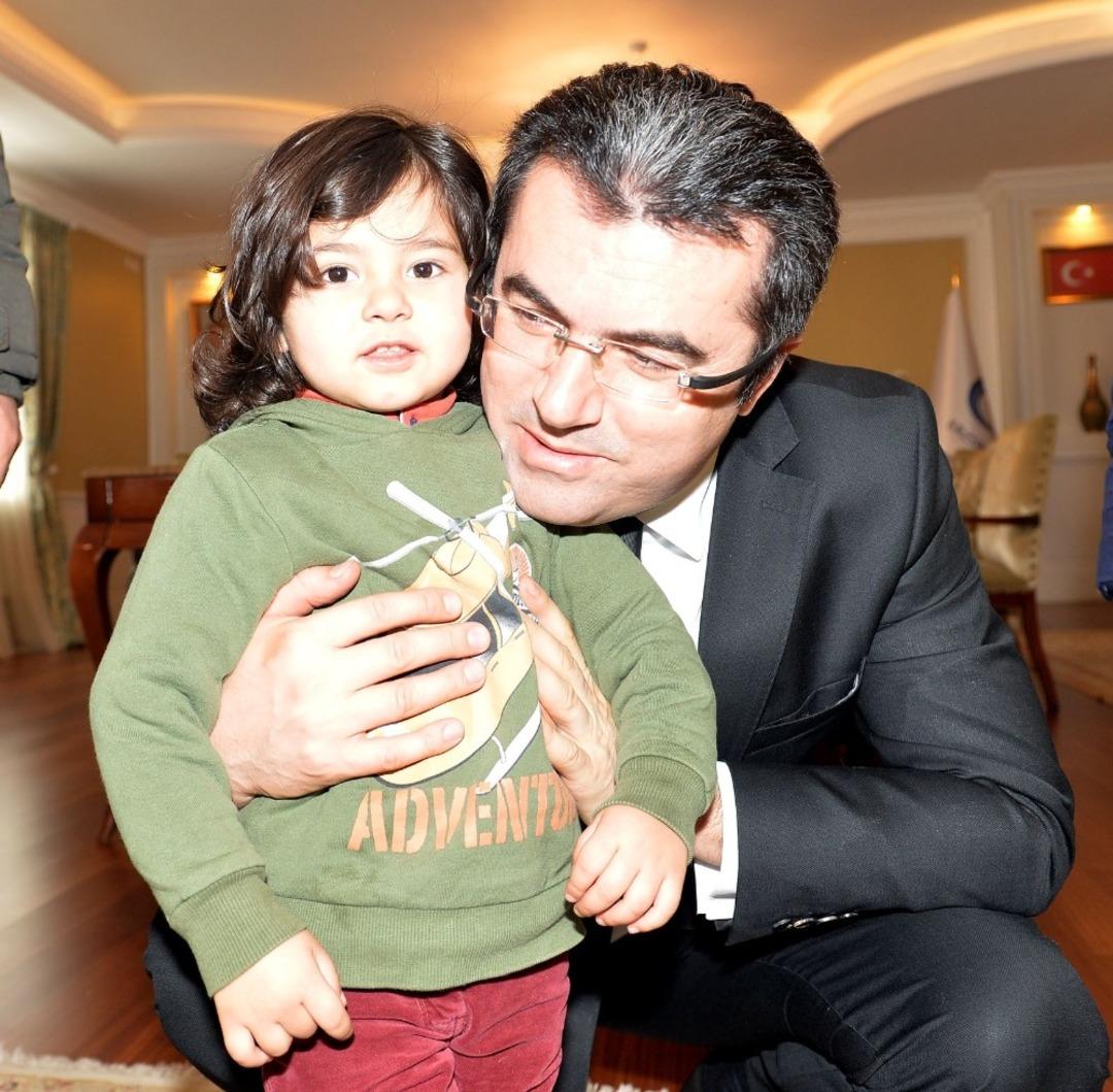 Vali Okay Memiş: &ldquo;Mazlumun sındığı tek liman T&uuml;rkiye&rsquo;dir&rdquo;