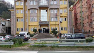 Artvin'deki adliyede silah sesleri!