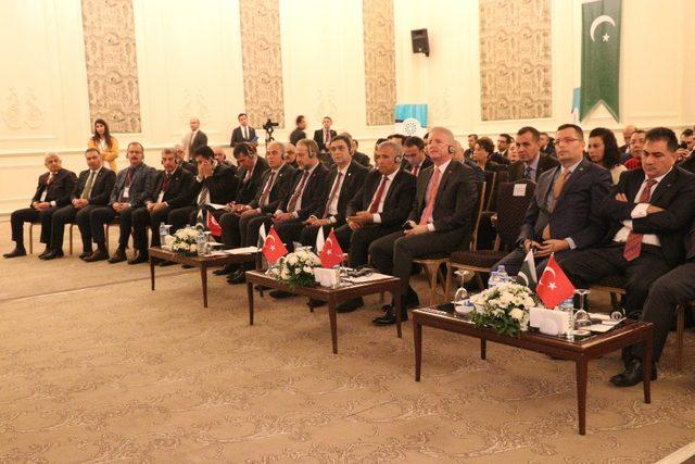 Türkiye Pakistan İş Forumu-Gaziantep Yatırım Zirvesi düzenlendi