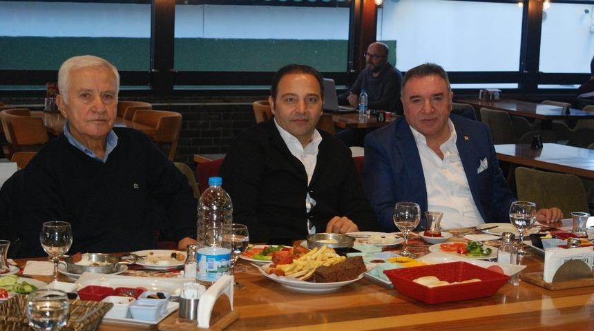 T&Uuml;FAD&rsquo;dan Eskişehirspor&rsquo;a moral kahvaltısı