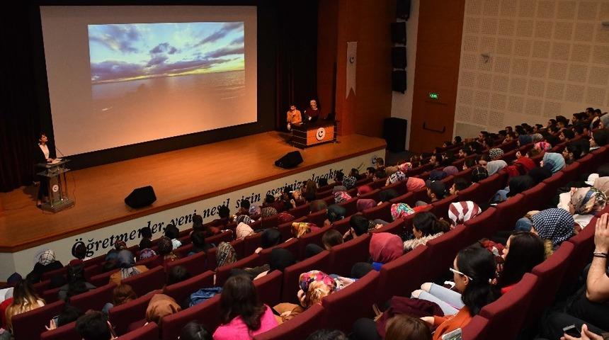 Adıyaman &Uuml;niversitesinde "Okyanustan Damlalar" dinletisi