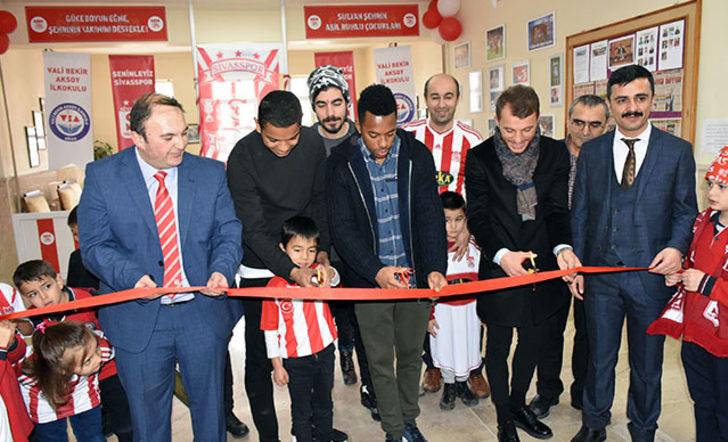 Robinho: VAR'dan hoşlanmıyorum. Attığımız gole sevinemiyoruz G1