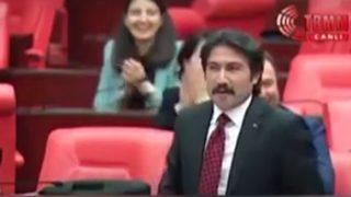 AK Partili Cahit Özkan Fransızca konuşunca, CHP'liler 'Oooo' dedi!