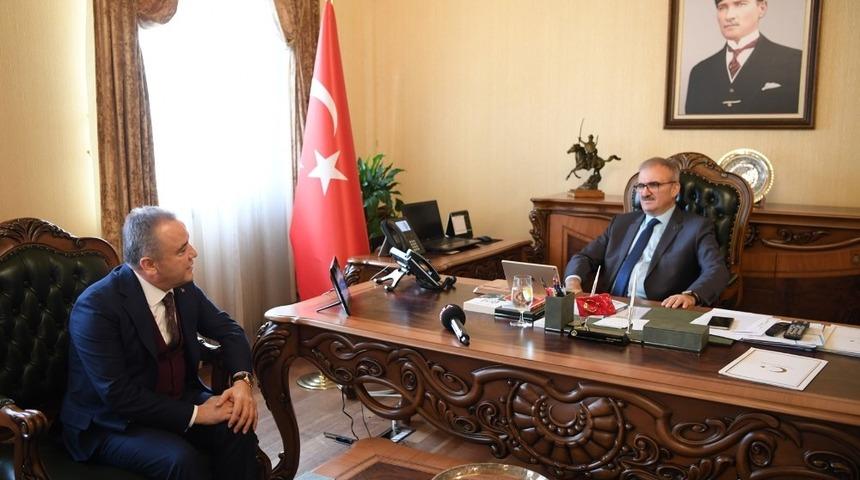 Başkan B&ouml;cek&rsquo;ten ilk ziyaretler