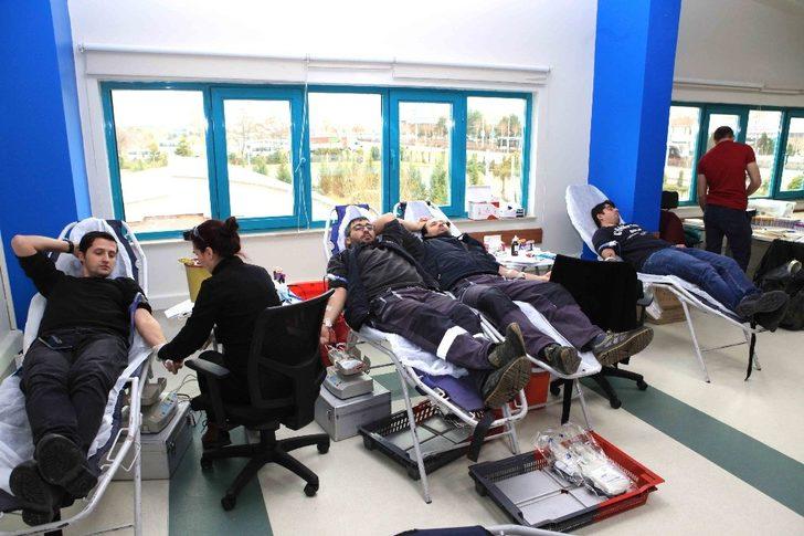 Ulaşım AŞ personelinden Türk Kızılayı’na kan bağışı G4