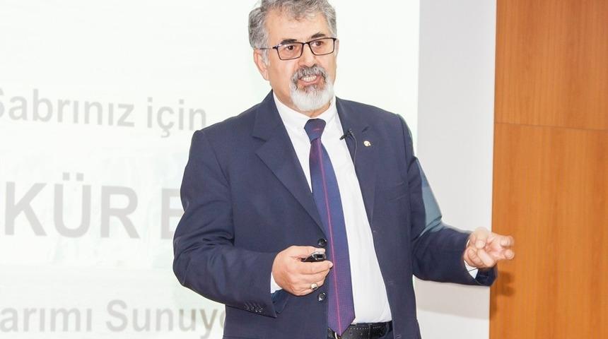 Hakkari&rsquo;de &lsquo;Beyaz &Ccedil;&ouml;l Antarktika Kıtasındaki İzlenim ve &Ccedil;alışmalarım&rsquo; konferansı