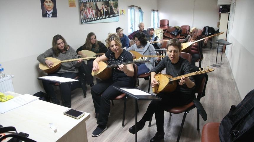 Odunpazarı Halk Merkezleri at&ouml;lyelerinde eğitimler s&uuml;r&uuml;yor