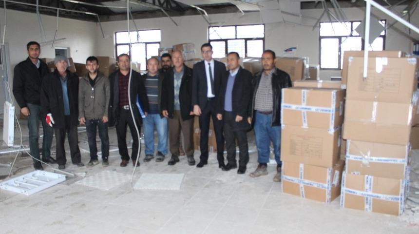 Depremzede &ouml;ğrencilere giyim yardımı yapıldı