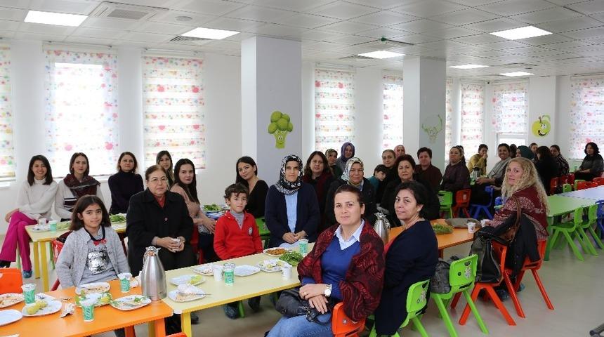 Erdemli Belediyesi&rsquo;nin bayan personellerine motivasyon desteği