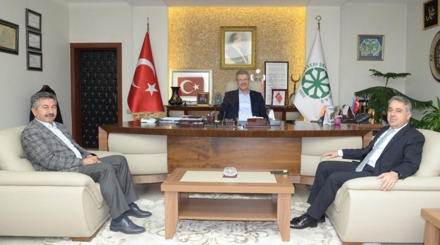 Tarım ve Orman İl M&uuml;d&uuml;rl&uuml;ğ&uuml;nden Kayseri Şeker&rsquo;e iade-i ziyaret