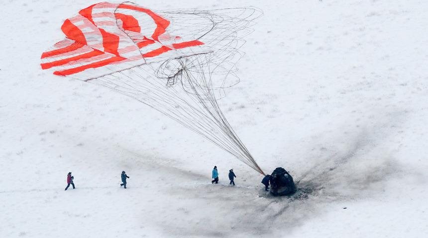 Astronotlar uzaydan yery&uuml;z&uuml;ne iniş yaptı! 