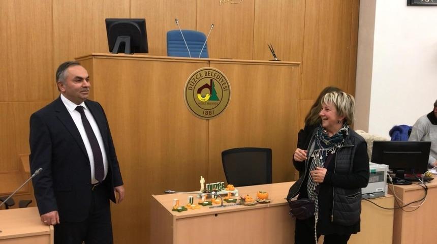 Başkan Ay kadın meclisi ile bir araya geldi