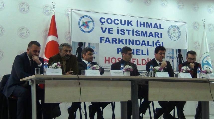 Erciş&rsquo;te &lsquo;&Ccedil;ocuk İhmal ve İstismarı&rsquo; paneli