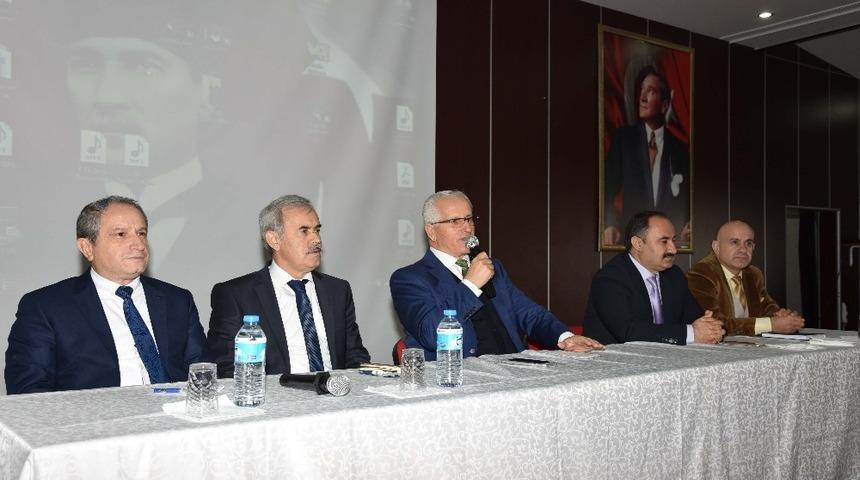 Oğuz’dan öğretmenlere övgü