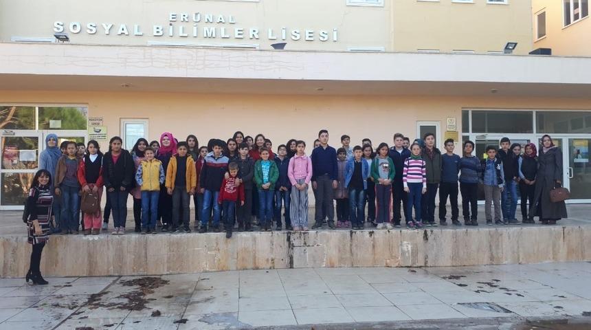 Ortaokul öğrencilerine lise tanıtım gezisi