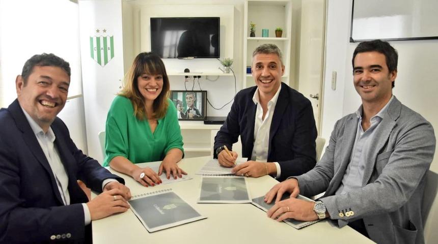 Hernan Crespo Banfield'ın başına ge&ccedil;ti