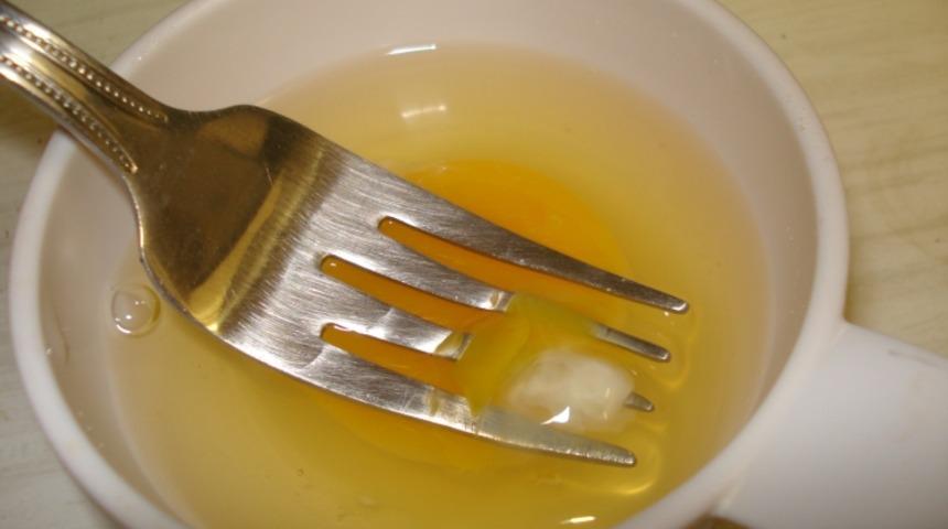 Yumurtanın İçindeki O Garip İplik Gibi Şey Nedir?