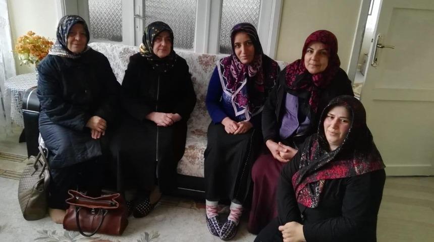 Başsoy, ev ziyaretlerine devam ediyor