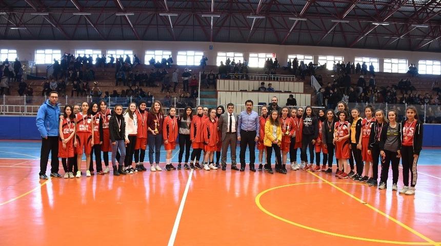 Okul Sporları Gen&ccedil;ler Dart il Birinciliği