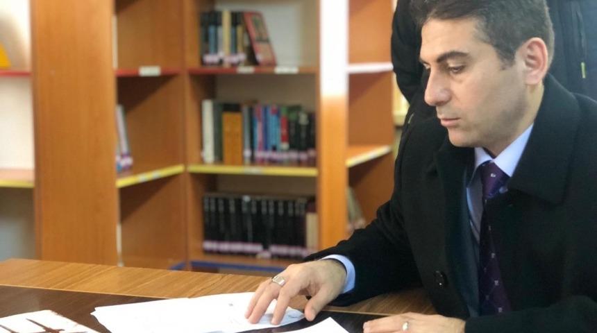 Hakkari&rsquo;de &ldquo;Bir Kitap Bir İnsan&rdquo; kampanyası