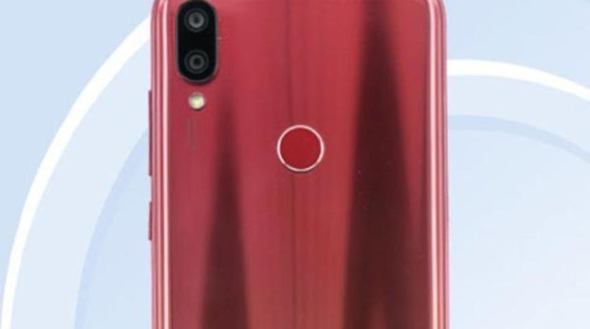 Xiaomi Play rekorlar kitabına girdi!