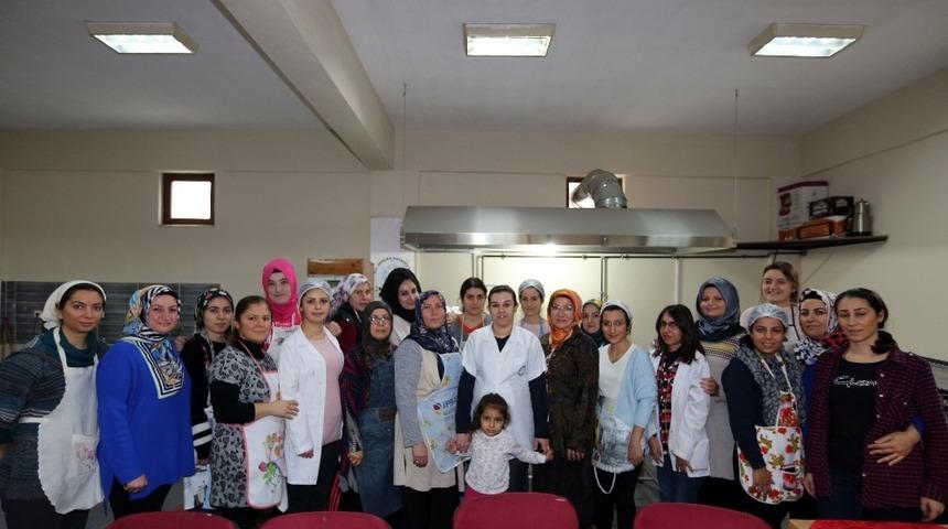 Aş&ccedil;ı &ccedil;ırakları sekt&ouml;re hazır