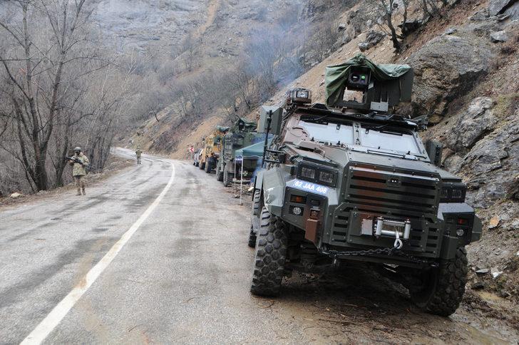Tunceli'de mağarada kıstırılan teröristlerin önceki görüntüleri ortaya çıktı G5