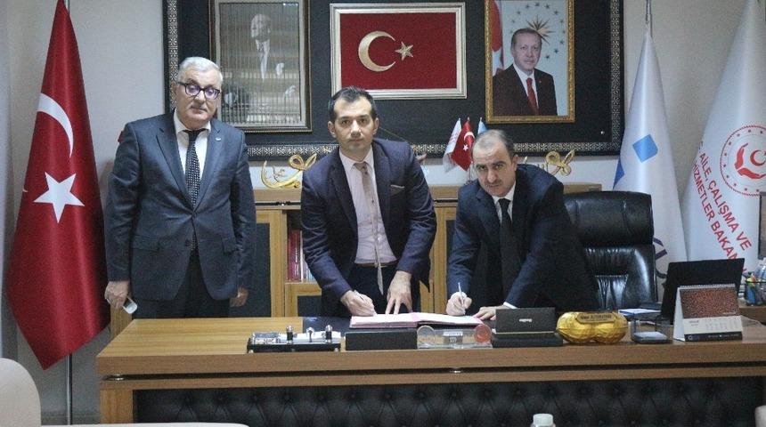 D&uuml;zi&ccedil;i&rsquo;nde İŞKUR hizmet noktası a&ccedil;ıldı