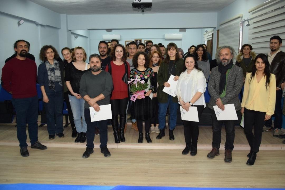 G&ouml;lyaka MYO&rsquo;da &ldquo;Perron&rdquo; adlı serginin a&ccedil;ılış yapıldı