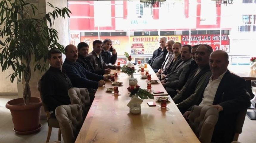 İskele YİBO mezunları 40 yıl sonra bir araya geldi