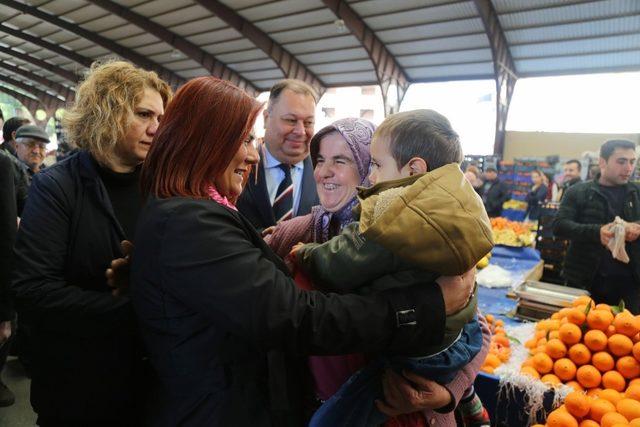 Başkan Çerçioğlu, Çine pazarını ziyaret etti