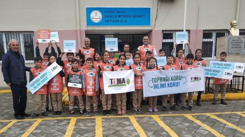 Ortaokul öğrencileri Tema gönüllüsü oldu