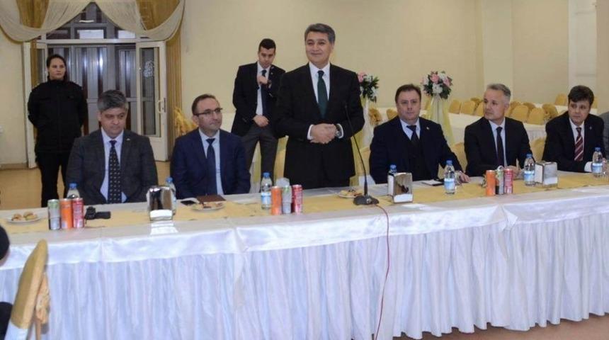 Emniyet Müdürü Zeybek, muhtarlarla buluştu