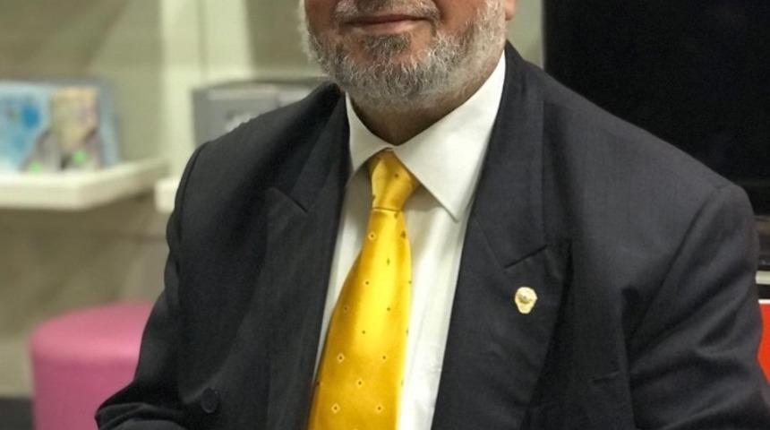 Muhtar adayından belediye başkanı gibi vaatler