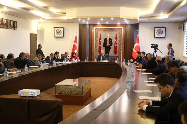 Köy muhtarlarına bağımlılık mücadelesi ve kaza önlemleri çağrısı G1