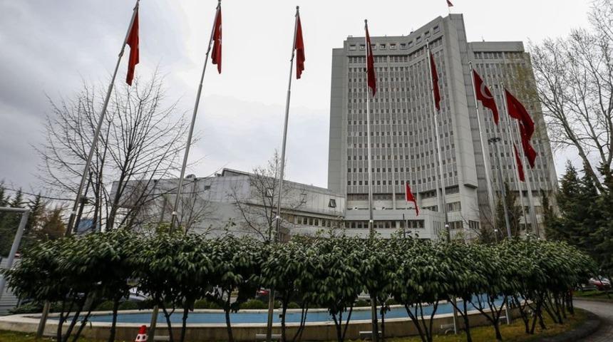 TRT ekibi Birleşik Arap Emirlikleri'nde alıkonuldu! 