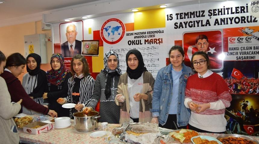 Mustafa Erdemoğlu Anadolu Lisesinden Yemen&rsquo;e destek