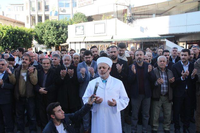 Mersin’den Çin’in Doğu Türkistan zulmüne tepki